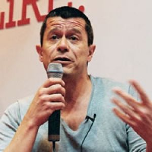 foto Emmanuel Carrère